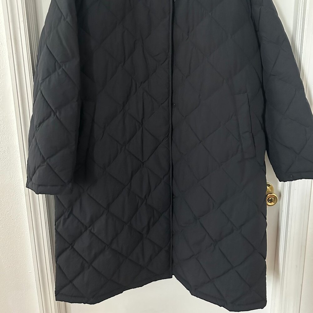 Uniqlo Black Quilted Long Hooded Coat - Picture 3 of 3